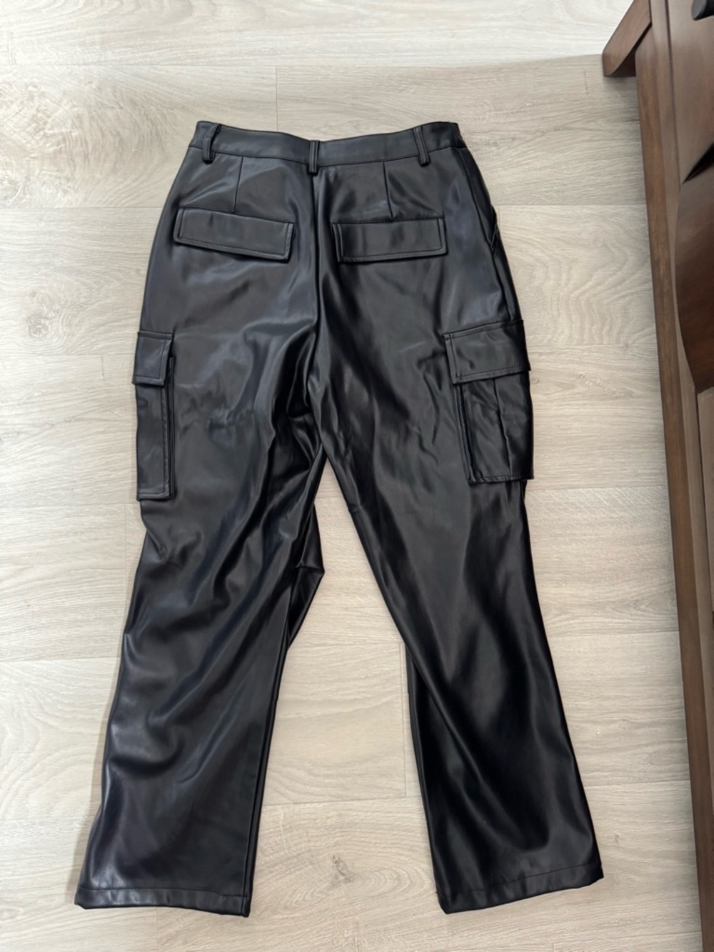 7 For All Mankind Black Faux Leather Cargo Pants - Picture 5 of 5